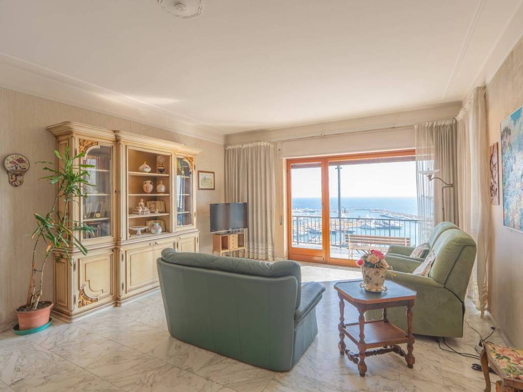 Appartamento a Imperia in Viale della Rimembranza, 10 - Foto 4