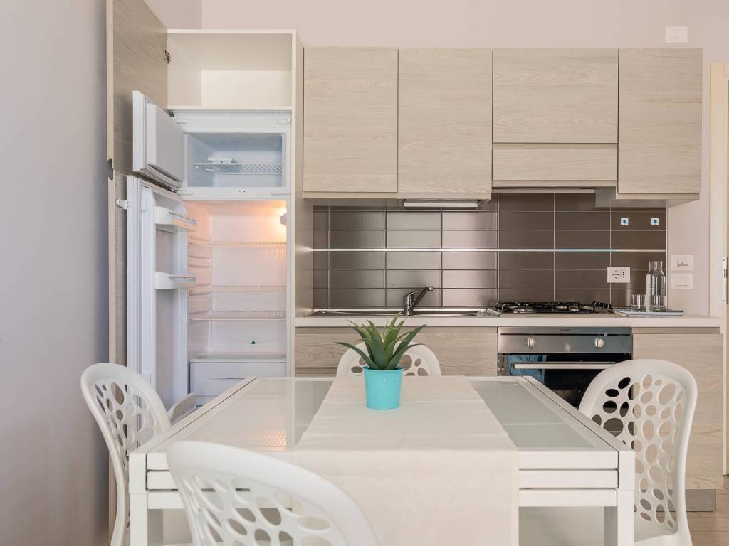 Appartamento a Roseto degli abruzzi in Viale Makarska, 46 - Foto 4