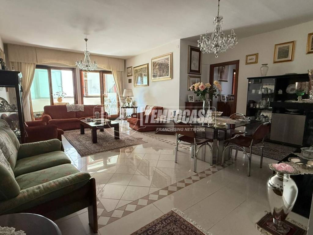 Appartamento a Oristano in Via Antonio Segni 23 - Foto 3