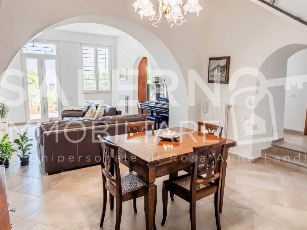 Villa a Salerno in Via Casa di Giacomo, 59 - Foto 5