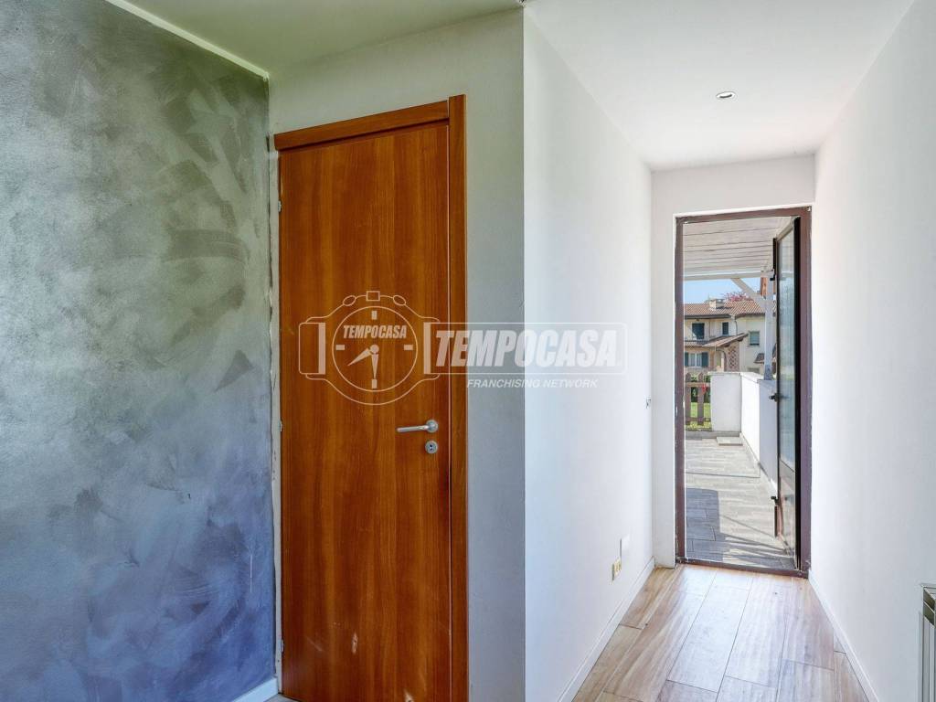 Appartamento a Bisuschio in Via G. Ronchetti - Foto 5