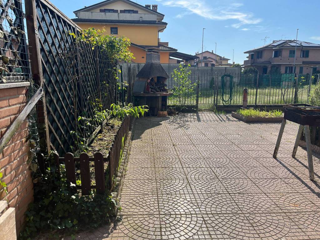 Villetta a schiera a Salerano sul lambro in Via Michelangelo Buonarroti - Foto 5