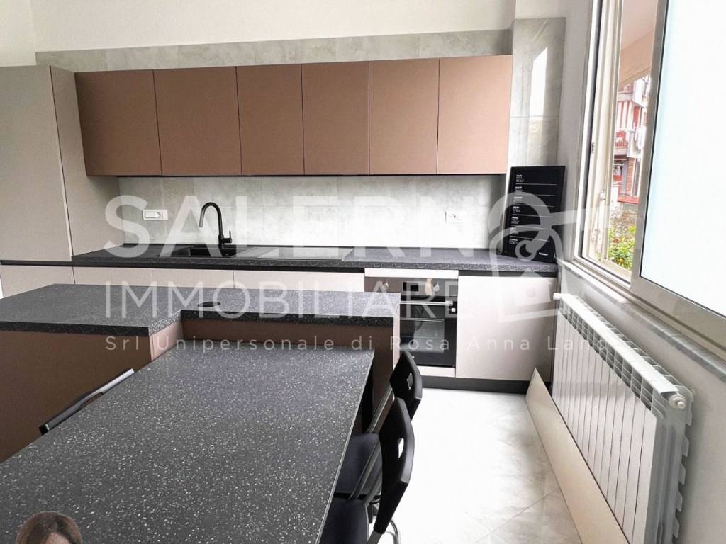 Appartamento a Salerno in Via Eliodoro Lombardi, 2 - Foto 3