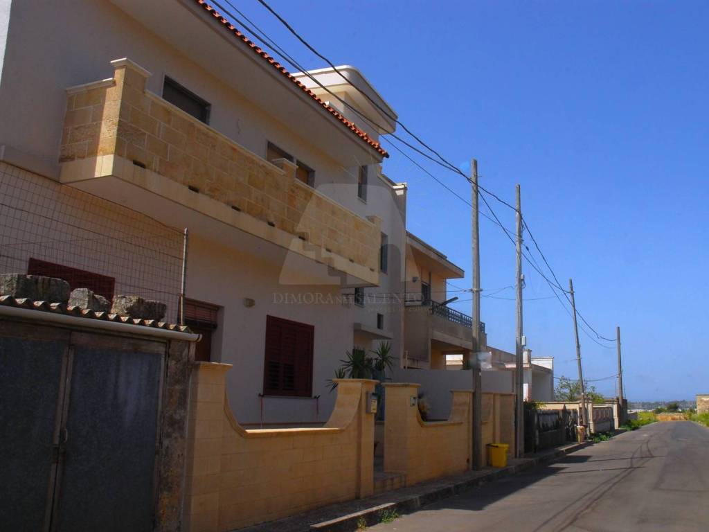 Appartamento a Gagliano del capo in Via Alcide De Gasperi, 11 - Foto 2