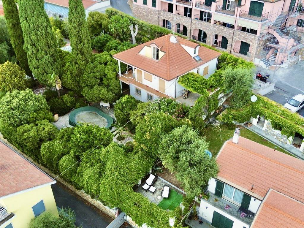 Villa a Imperia in Via Privata Altamira, 21 - Foto 3