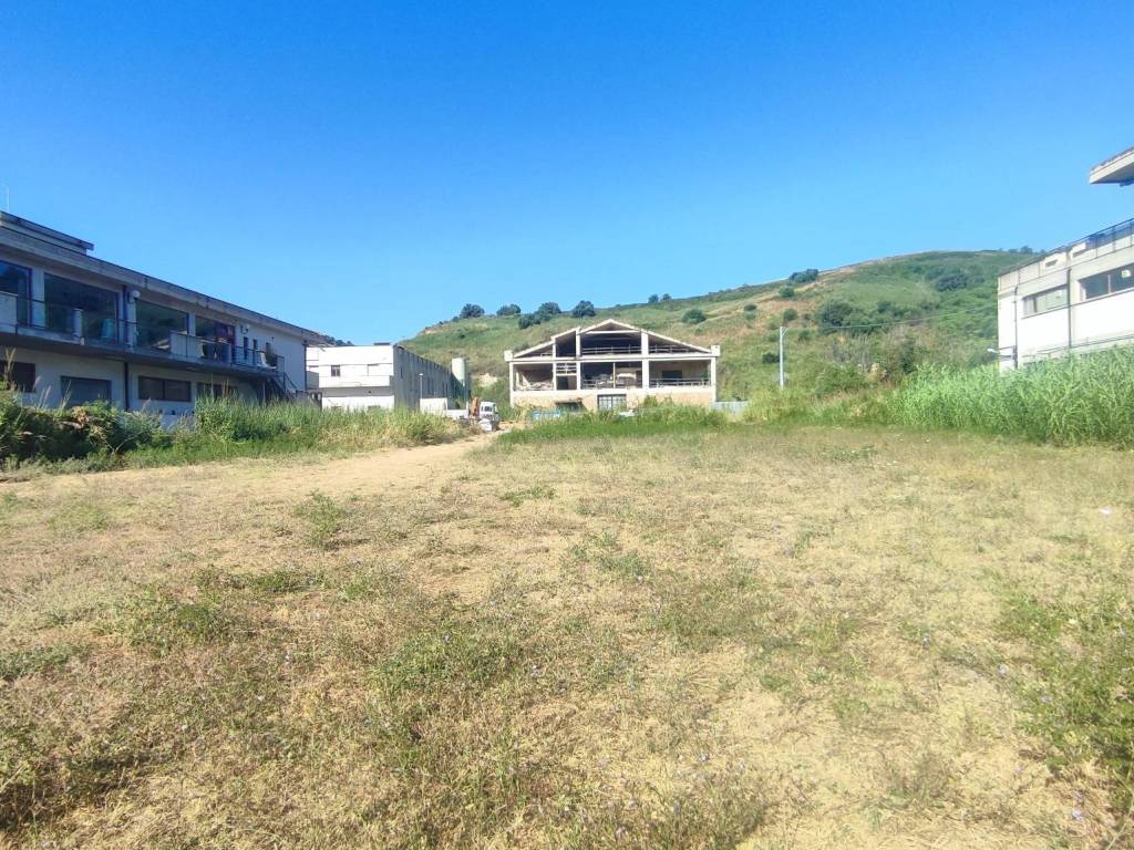 Terreno a Silvi in Strada Statale Adriatica - Foto 2