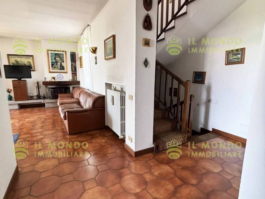 Villa a Cornegliano laudense in Strada Provinciale 186, 10. - Foto 4