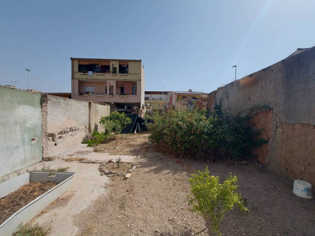Terreno a Assemini in Via Principe di Piemonte - Foto 3