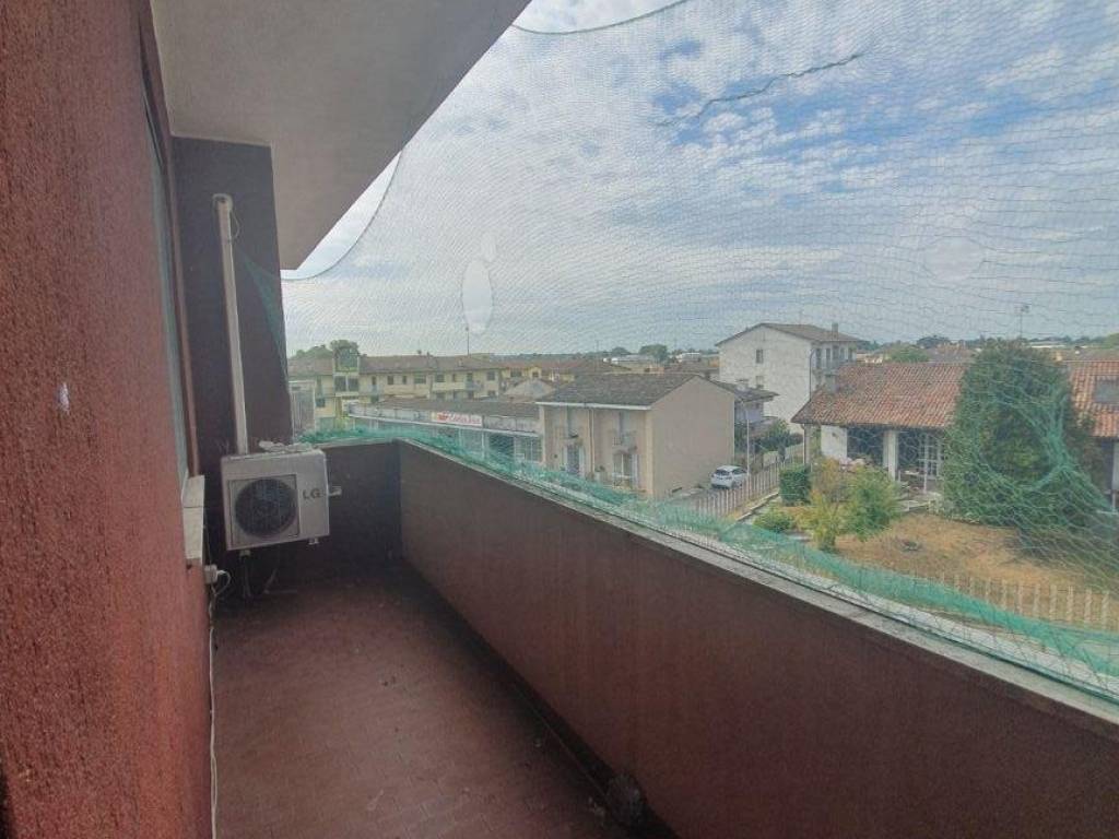 Appartamento a Sant'angelo lodigiano in Via Monsignor Giuseppe Molti - Foto 5