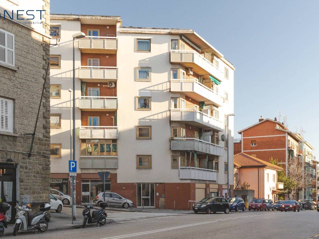 Appartamento a Trieste in Via Raimondo Battera, 34 - Foto 2