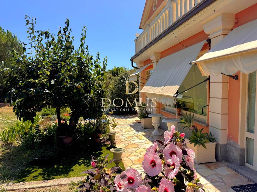 Villa a Imperia in Strada Massabovi, 1 - Foto 2