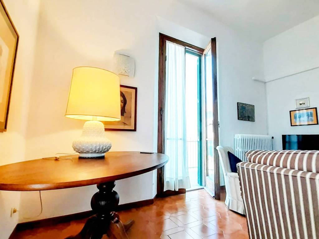 Appartamento a Pontedera in Viale 4 Novembre - Foto 4