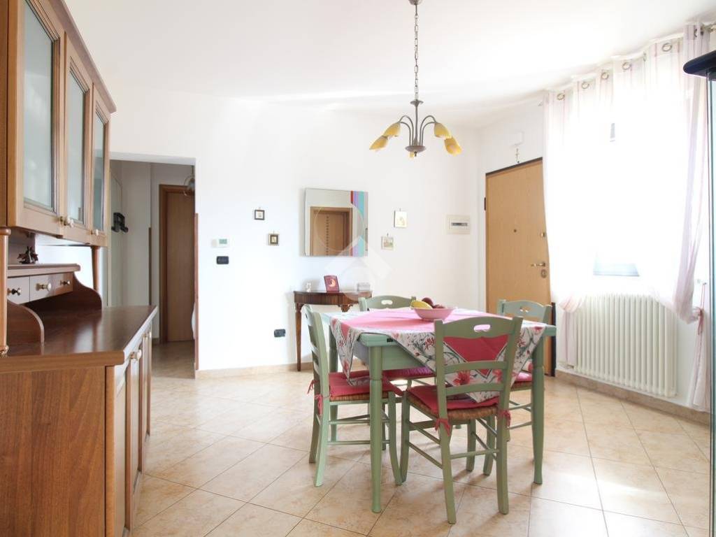 Appartamento a Roseto degli abruzzi in Lungomare Trieste, 88 - Foto 5