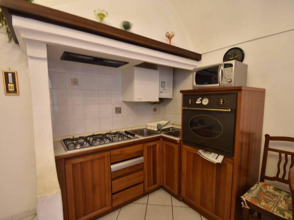 Appartamento a Loano in Via Camillo Benso di Cavour - Foto 3