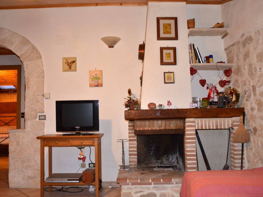 Appartamento a Ovindoli in Via Giuseppe Faelli, 21 - Foto 3