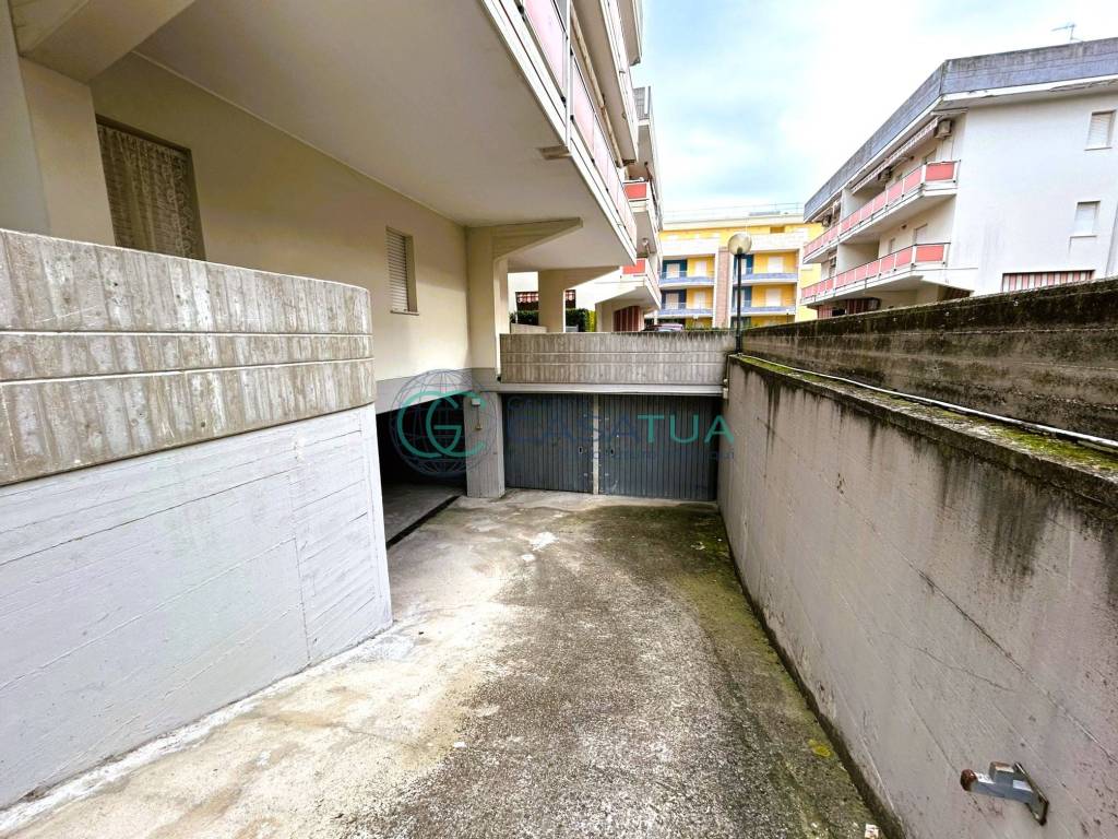 Box / garage a Martinsicuro in Via di Giesi, 11 - Foto 4