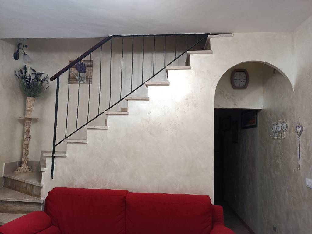 Appartamento a Capodimonte in Piazza Umberto I s.n.c - Foto 3
