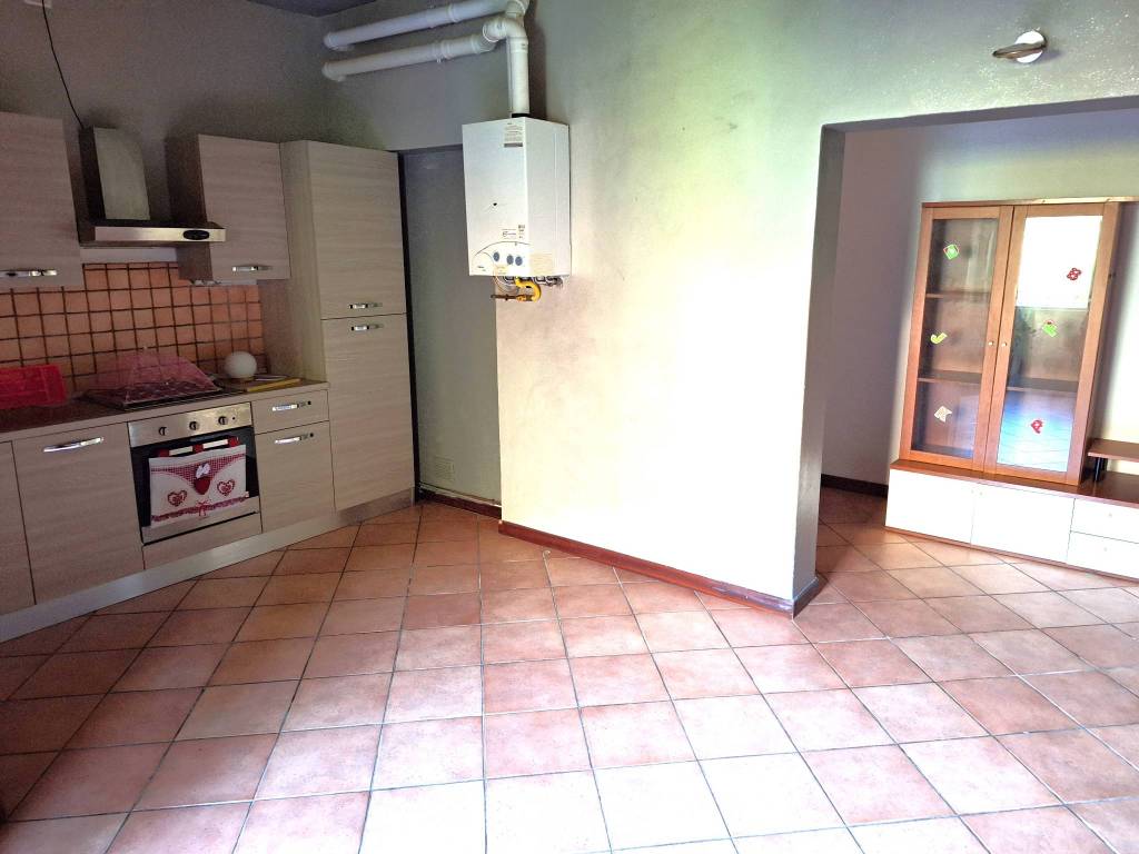 Appartamento a Cuveglio in Via 24 Maggio, 68 - Foto 4