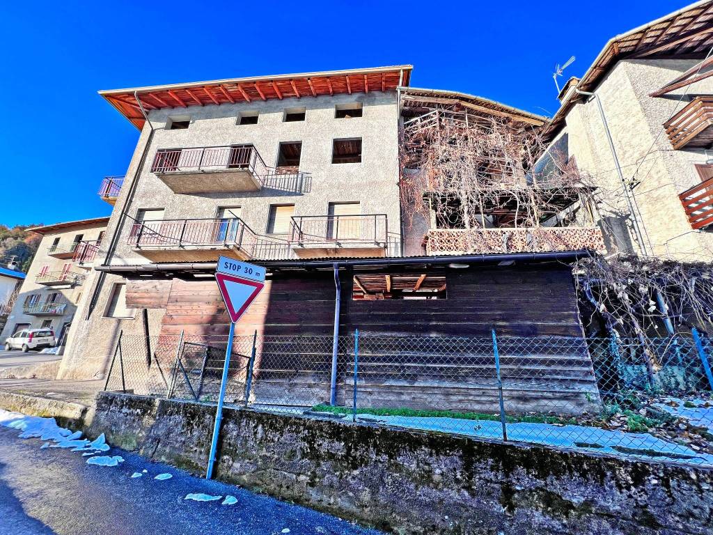 Casa indipendente a Stenico in Via di San Michele, 2 - Foto 2