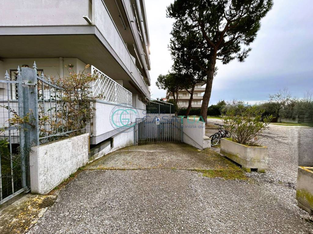 Box / garage a Martinsicuro in Via Gioacchino Rossini, 31 - Foto 3