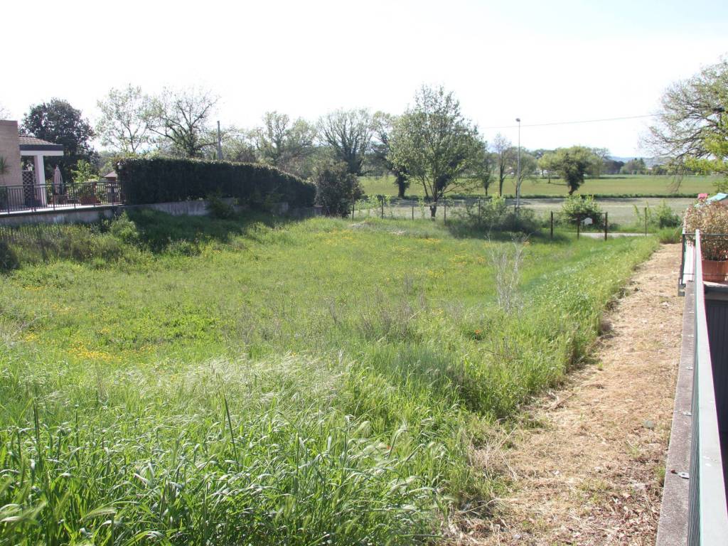 Terreno a Spoleto in Via Sandro Pertini - Foto 4