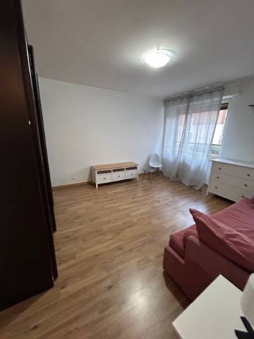 Appartamento a Novara in Viale Giuseppe Giuliano Allegra, 10 - Foto 2