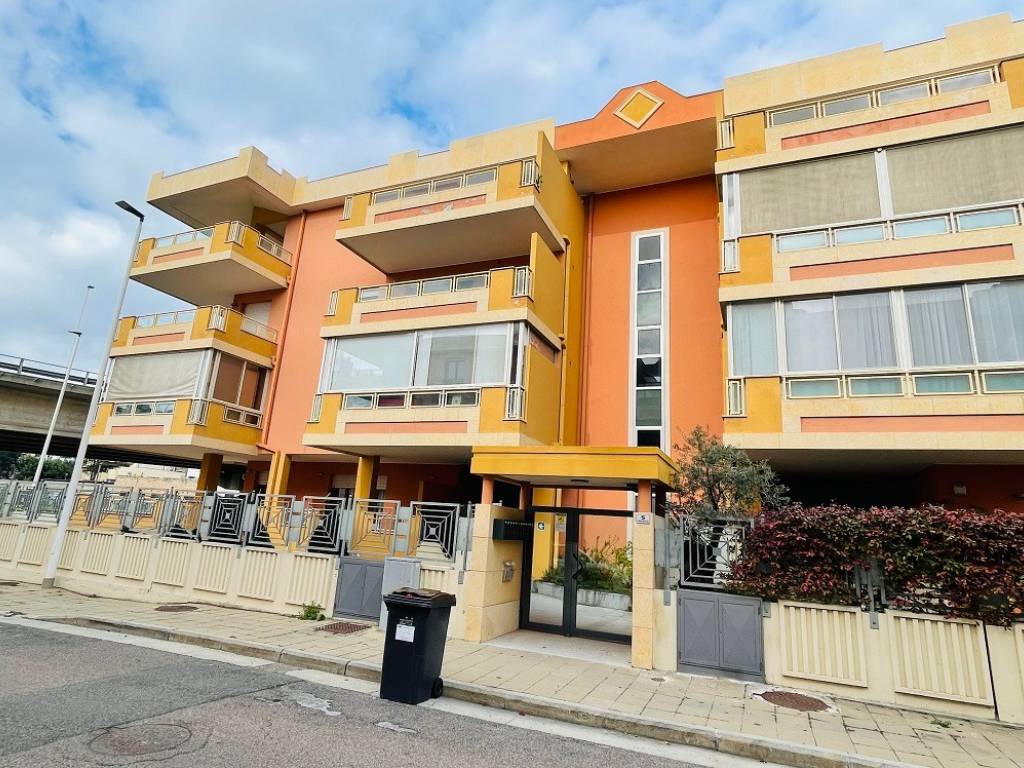 Appartamento a Cagliari in Via Madre Anna del Gesù, 5 - Foto 2