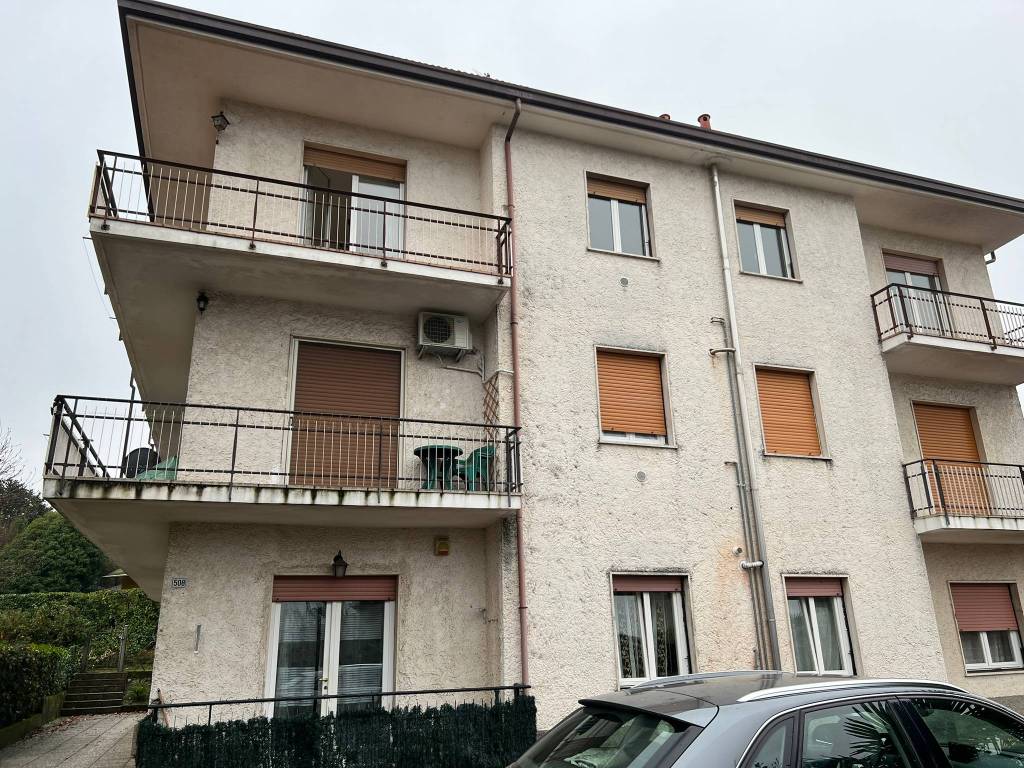 Appartamento a Cadrezzate con osmate in Via Solferino - Foto 2