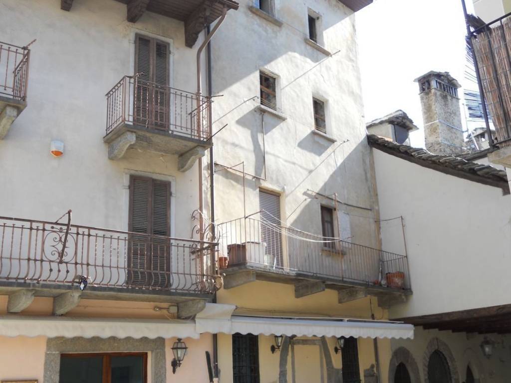 Casa indipendente a Domodossola in Piazza Fontana, 16 - Foto 4