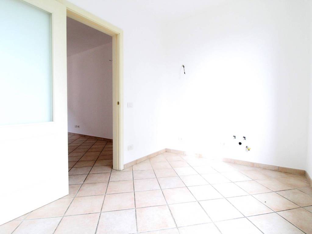 Appartamento a Mirandola in Piazzale Don Zeno, 10 - Foto 5