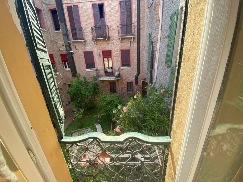 Appartamento a Ferrara in Vicolo Mozzo Torcicoda, 2 - Foto 4