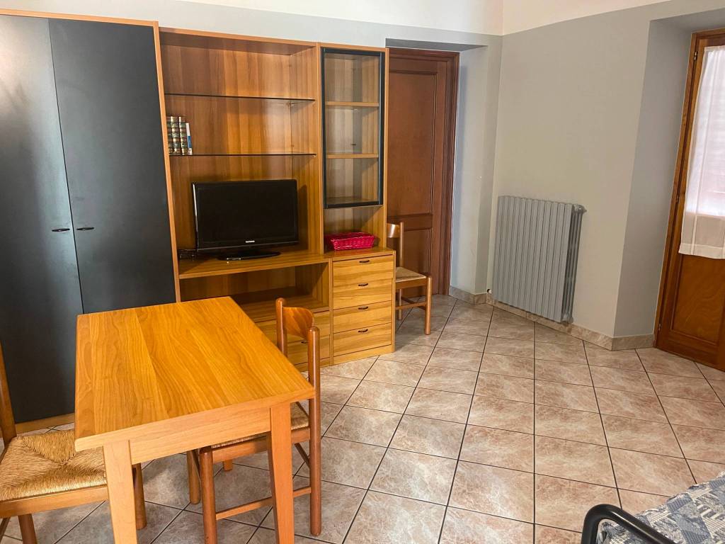 Appartamento a Alba in Via Publio Elvio Pertinace, 9 - Foto 3