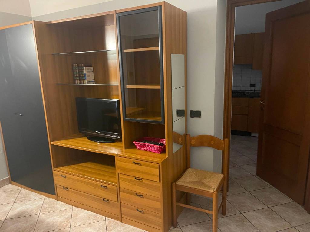 Appartamento a Alba in Via Publio Elvio Pertinace, 9 - Foto 4
