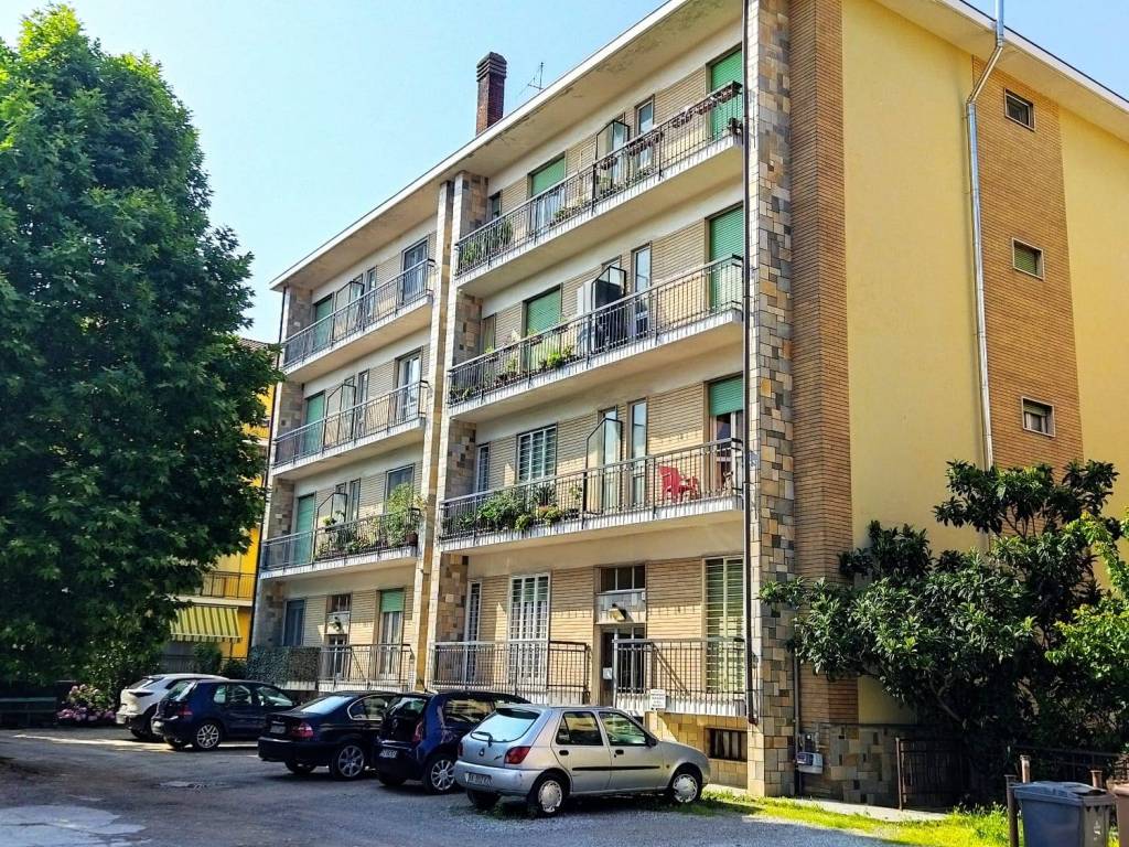 Appartamento a Bra in Viale delle Rimembranze - Foto 2
