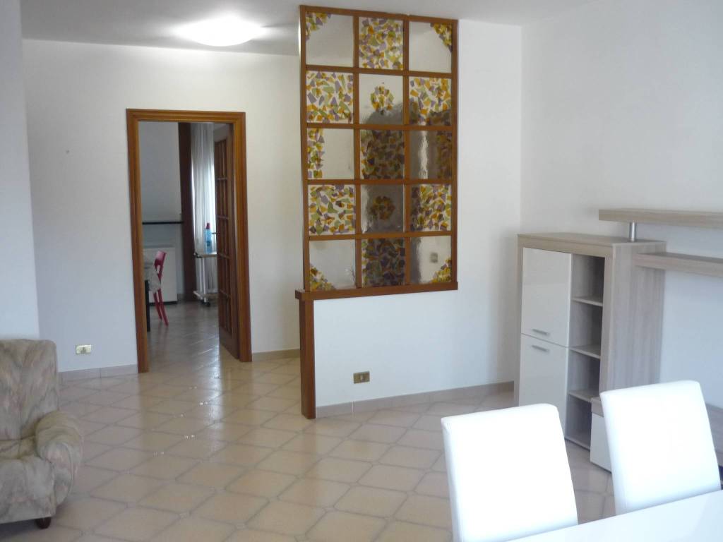 Appartamento a Crotone in Via Andrea Cefaly - Foto 4