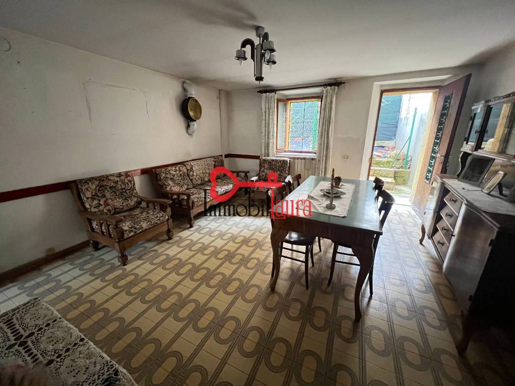 Casa indipendente a Cuasso al monte - Foto 2