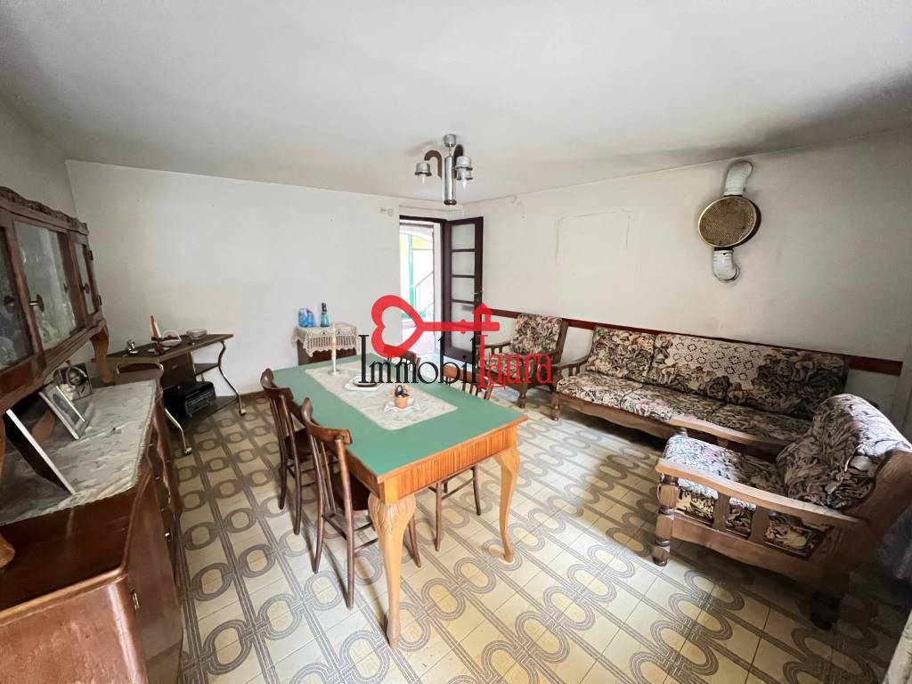 Casa indipendente a Cuasso al monte - Foto 3