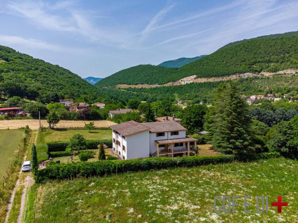 Villa a Borgorose in Via dei Casalicchi - Foto 2