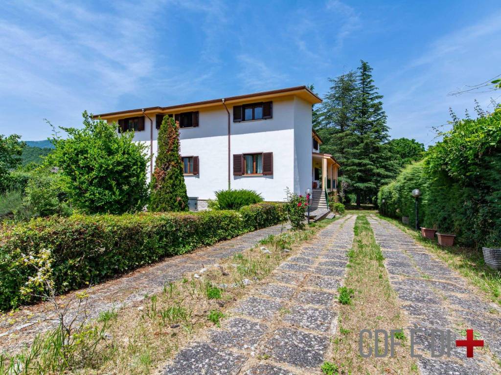 Villa a Borgorose in Via dei Casalicchi - Foto 4