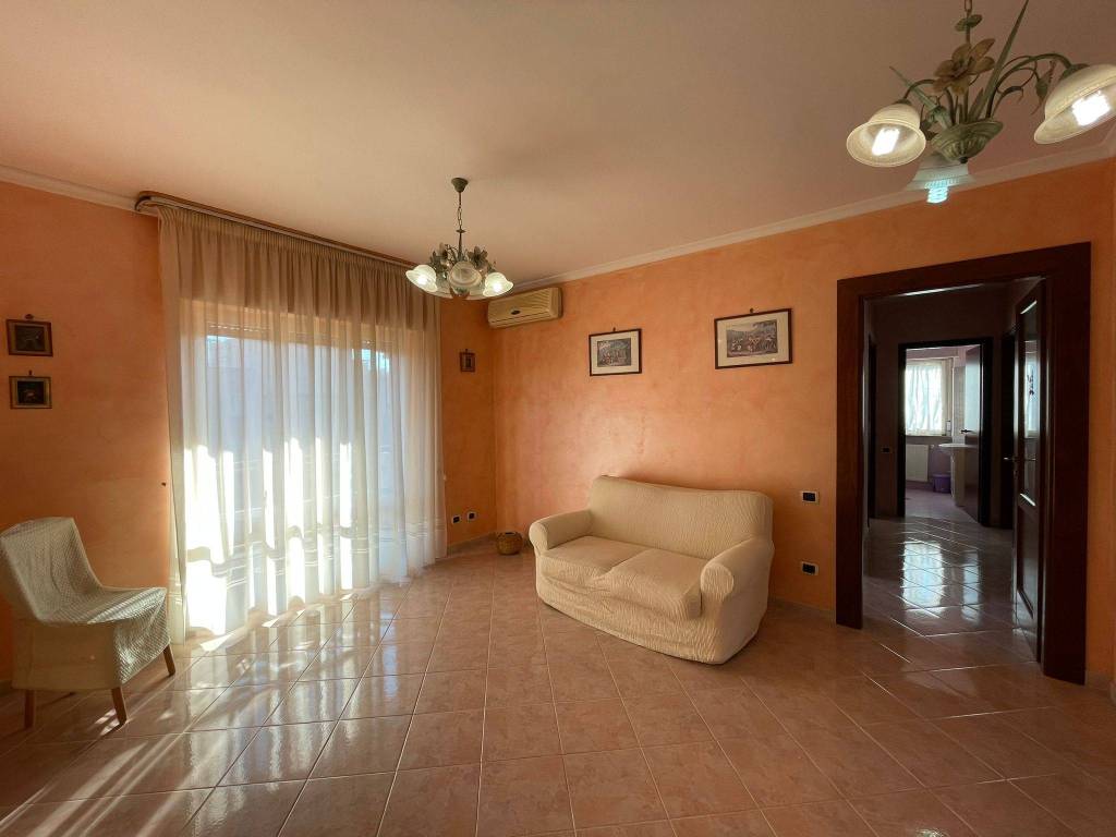 Appartamento a Isola del liri in Via Montemontano - Foto 5