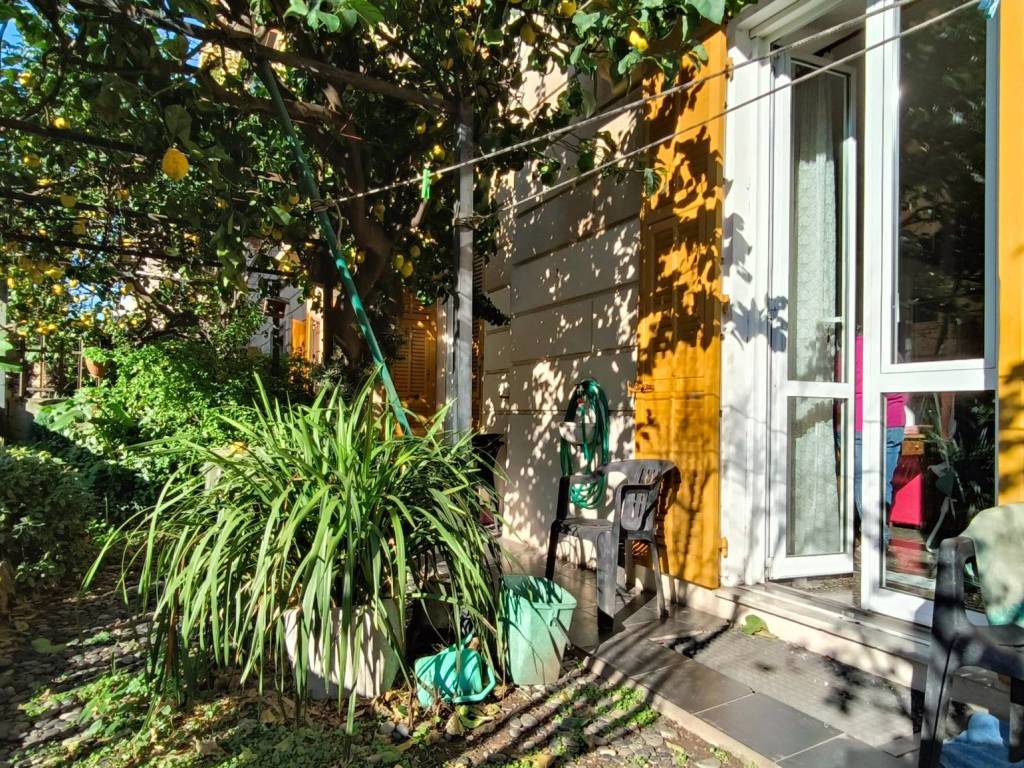 Appartamento a Genova in Via Martiri della Libertà - Foto 5