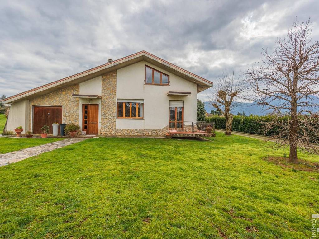 Villa a Barga in Via Mozza di Barga - Foto 2