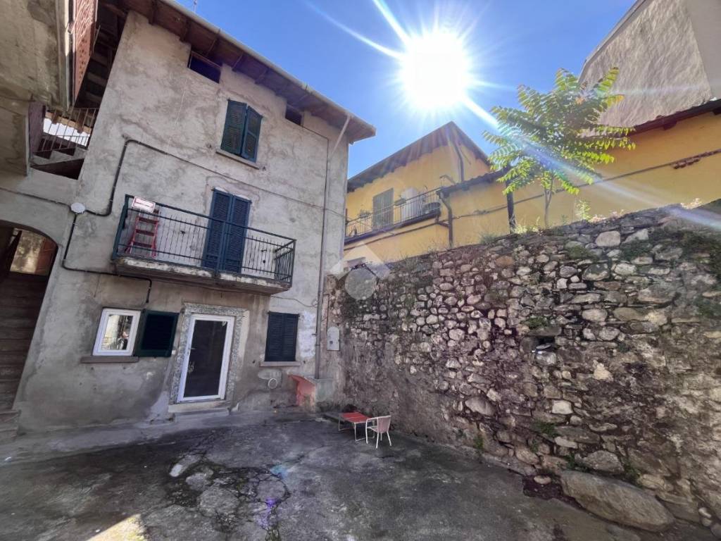 Casa indipendente a Calolziocorte in Via Innominato, 9 - Foto 2