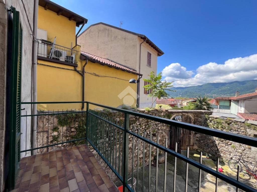 Casa indipendente a Calolziocorte in Via Innominato, 9 - Foto 4