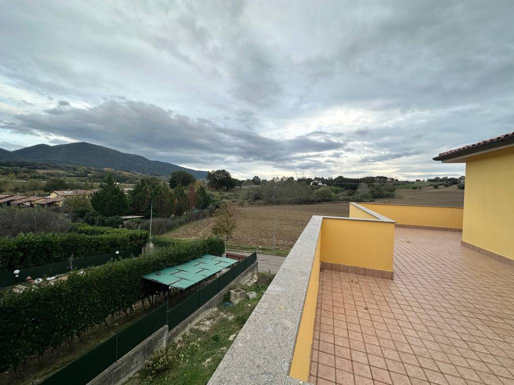 Appartamento a Montecastrilli in SS3bis - Foto 3