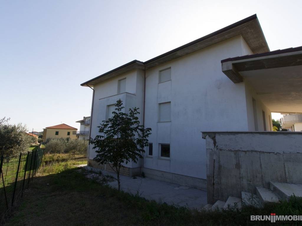 Villa a Ortona in Corso Villa Grande, 15 - Foto 3