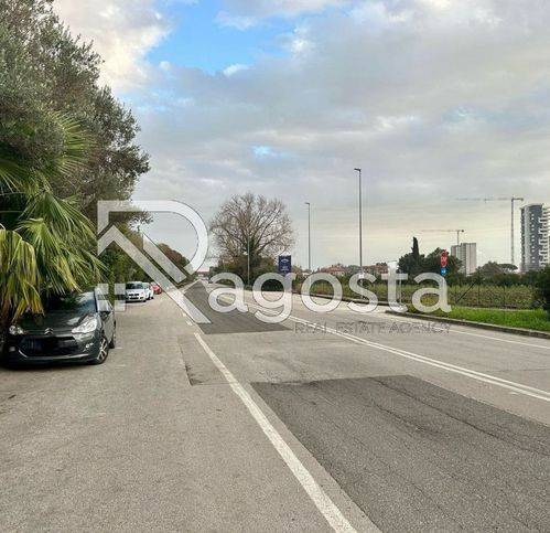 Terreno a Salerno in Viale Giuseppe Raffaele Pastore - Foto 4
