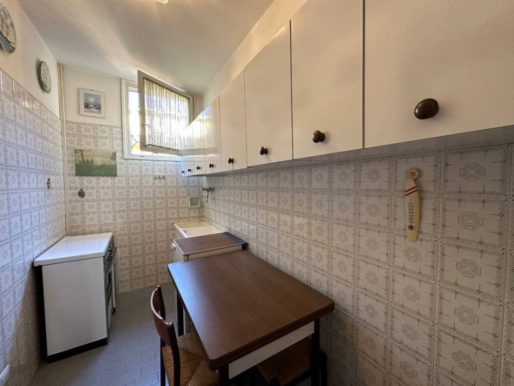 Appartamento a Torri del benaco in Via Gardesana, 65 - Foto 5