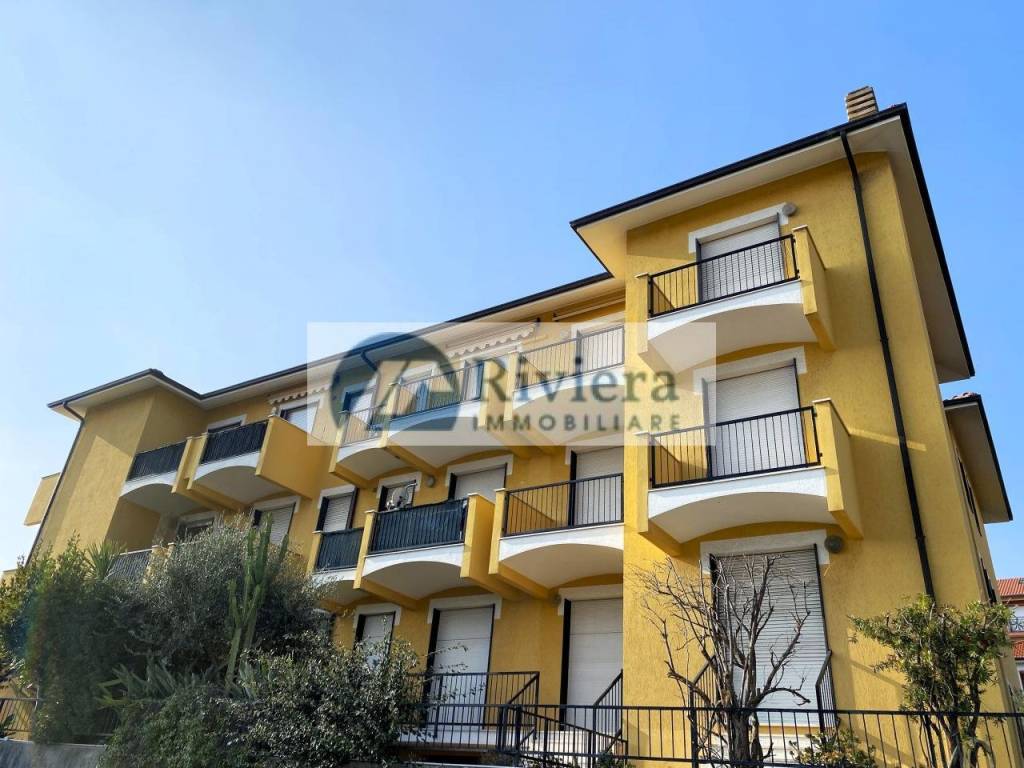 Appartamento a San bartolomeo al mare in Via Pairola, 5 - Foto 2