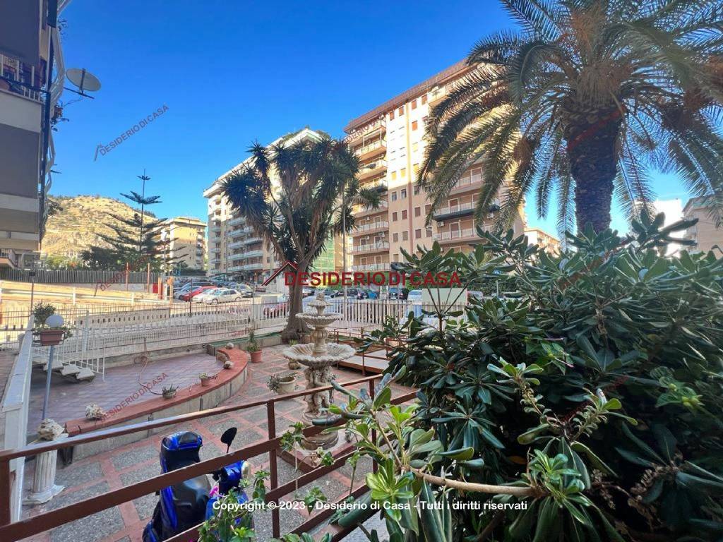 Appartamento a Palermo in Via Ruggero Marturano, 22 - Foto 2